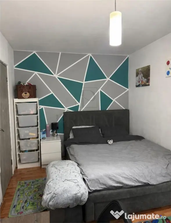 Soarelui - 2 Camere - Bloc izolat - Centrala proprie