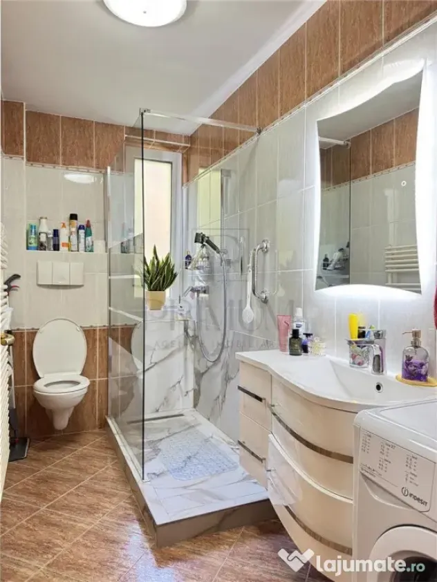 MEDICINA - 2 CAMERE - CENTRALA PROPRIE - RENOVAT COMPLET - B