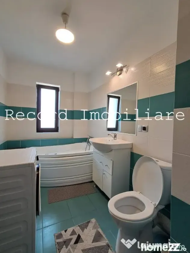 Apartament 3 camere,2 bai,et.1,balcon,parcare subterana! zona Marasti