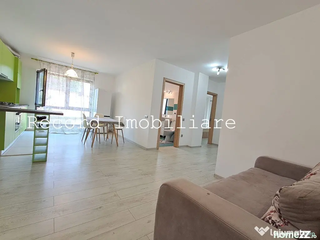 Apartament 3 camere,2 bai,et.1,balcon,parcare subterana! zona Marasti