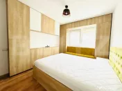 Apartament 2 camere, mobilat modern, cu terasă și parcare 