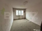 Bloc cu 2 etaje, aflat în zona centrală a orașului Cugir