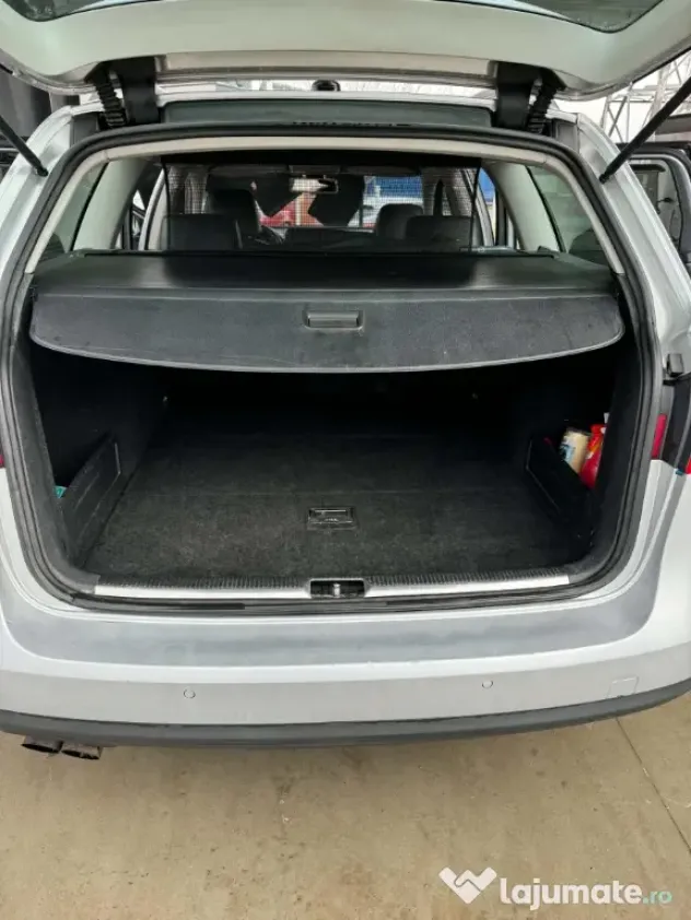 vând Vw Passat ,B6,e5,2009,3700 e