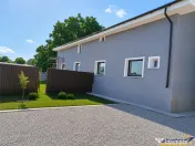 Casa si pentru cazare personal, zona parcului industrial Pre 