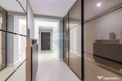 Apartament cu 4 camere de vanzare in Cosmopolis, parcare,...