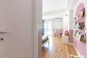 Apartament cu 4 camere de vanzare in Cosmopolis, parcare,...