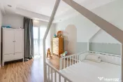 Apartament cu 4 camere de vanzare in Cosmopolis, parcare,...
