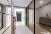 Apartament cu 4 camere de vanzare in Cosmopolis, parcare,... 