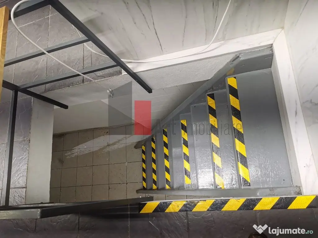 %0 Comision Spatiu comercial de inchiriat in zona Kogalni...