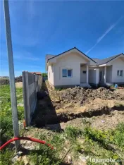 DUPLEX LA ASFALT SI TOATE UTILITATILE LA PRET DE APARTAMENT 