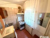 Garsoniera etaj 3 bloc din 1983 - Parculet Rovine - 28mp 