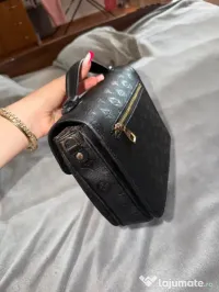 Geanta dama model Pochette Metis piele stantata 