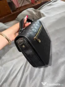 Geanta dama model Pochette Metis piele stantata