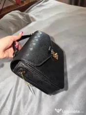 Geanta dama model Pochette Metis piele stantata 