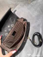 Geanta dama model Pochette Metis piele stantata 