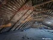 Casă / Vilă cu 3 camere de vânzare în zona Central 