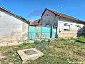 Casă / Vilă cu 3 camere de vânzare în zona Central 