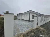 Duplex personalizare interioara - 4 camere - toate utilitati 