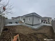 Duplex personalizare interioara - 4 camere - toate utilitati 