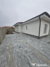 Duplex personalizare interioara - 4 camere - toate utilitati 