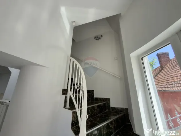 Spațiu Comercial /Clinica | Ultracentral Oradea | Roman ...