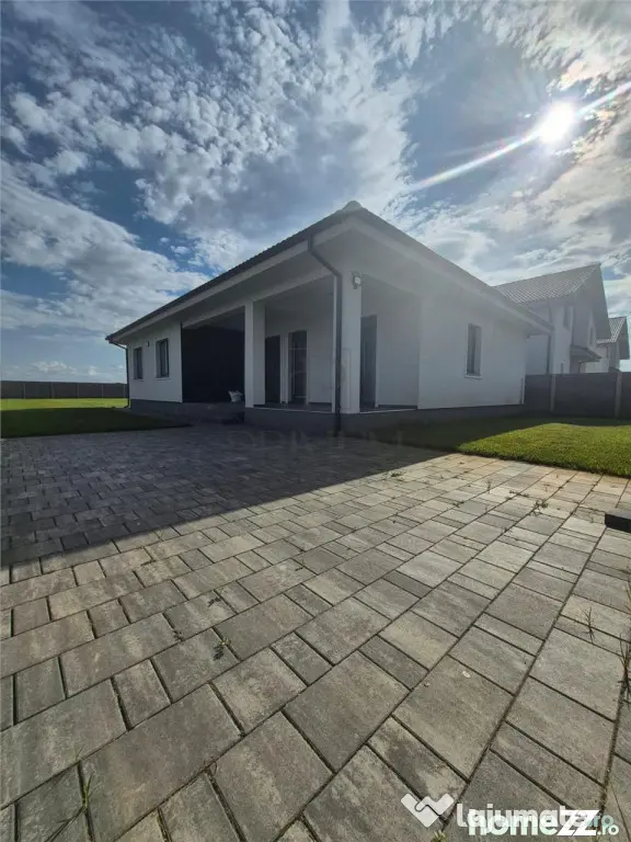 Casa individuala superba - zona linistita - bucatarie inchis