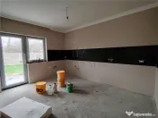 RONAT - Casa individuala - dormitor la parter - bucatarie se 