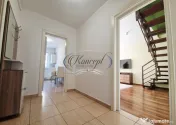 Apartament mobilat complet cu balcon generos si parcare in Z 