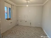 Zona M CITY - 5 camere - perete dublu - toate utilitatile 