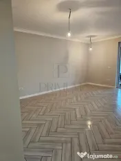 Zona M CITY - 5 camere - perete dublu - toate utilitatile 