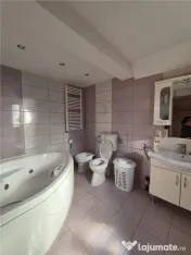 GIROC - CASA INDIVIDUALA - SPATIOASA - GARAJ - 2 FRONTURI ST 