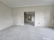 Duplex spatios - 3 bai - asfalt 