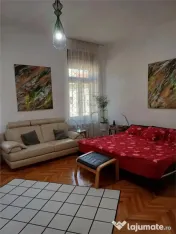 SAGULUI, CASA ISTORICA, 2 DORMITOARE, LIVING, BUCATARIE INCH 