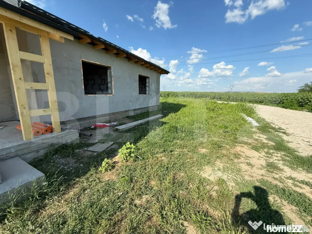 Casa parter, 85 mp utili, 402 mp teren, zona Isalnita - Isalnita (Dolj)