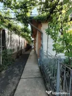 Casa individuala cu 3 camere, 519 mp teren, zona Campia Turz