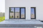 | OTOPENI | VILA INDIVIDUALA | 5 CAMERE | FINISATA COMPLE... 