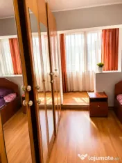 Apartament 2 camere, decomandat, 56 mp, 2 balcoane, etaj 1 