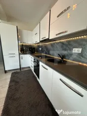 Apartament 2 camere de vânzare | Semicentral | Complet mobi 