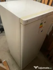 Congelator vertical cu sertare 