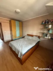Apartament 3 camere , parcare, zona Subcetate 