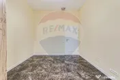 Apartament cu 3 camere pretebil pentru cabinet sau rezide... 