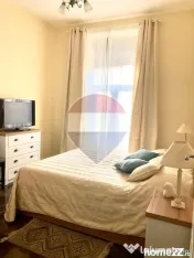 Apartament cu 3 camere pretebil pentru cabinet sau rezide... 