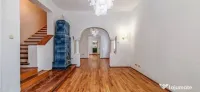 Vilă spațioasă de închiriat, 11 camere, București 
