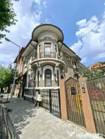 Vilă spațioasă de închiriat, 11 camere, București