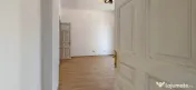 Vilă spațioasă de închiriat, 11 camere, București 