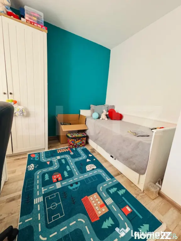 Apartament 3 camere | Curte proprie + parcare | Sânpetru