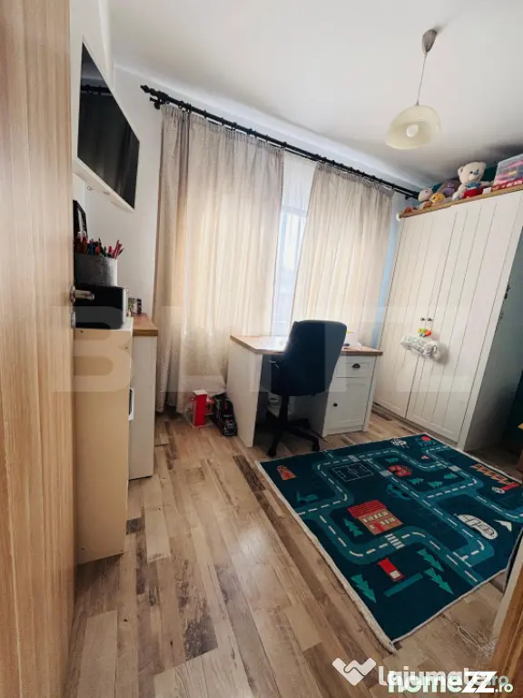 Apartament 3 camere | Curte proprie + parcare | Sânpetru