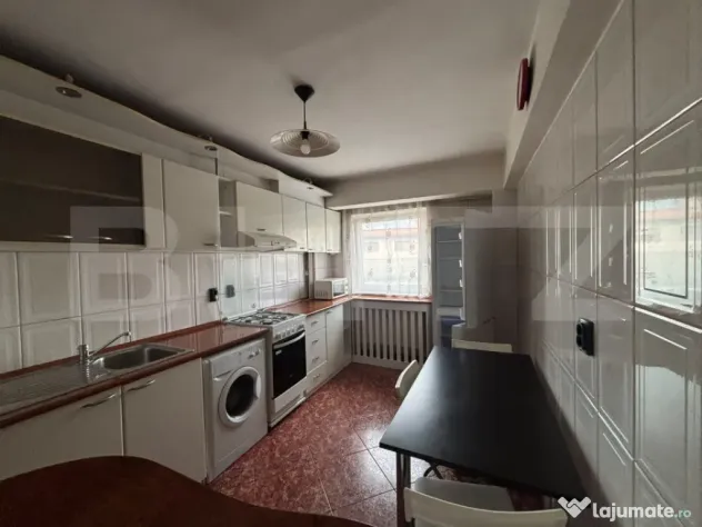 Apartament de inchiriat in Rogerius