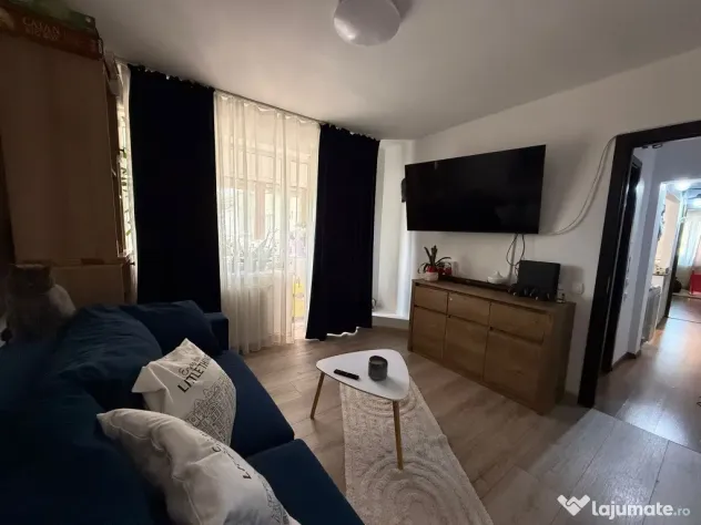 Apartament 3 camere Cornișa Bistriței