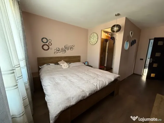Apartament 3 camere Cornișa Bistriței